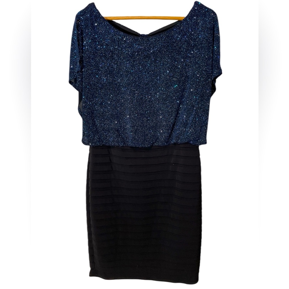 #GG29 - Women’s Blue Sparkly Melrose size 14 dress